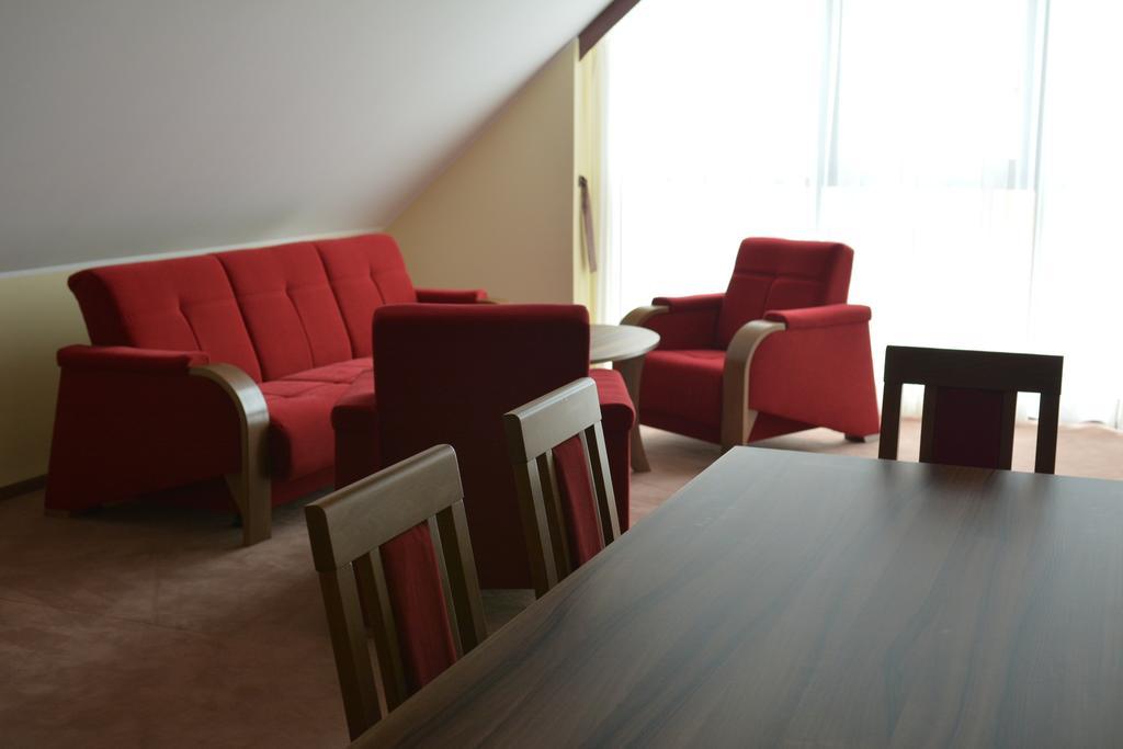 Gosciniec Pan Tadeusz II Hotel Гижицко Стая снимка