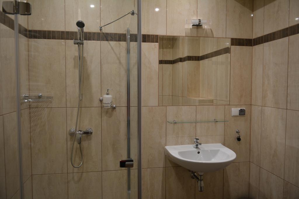 Gosciniec Pan Tadeusz II Hotel Гижицко Екстериор снимка