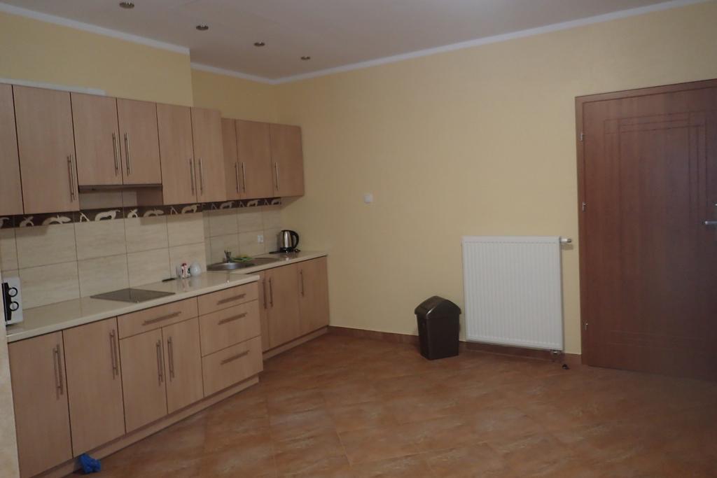 Gosciniec Pan Tadeusz II Hotel Гижицко Екстериор снимка