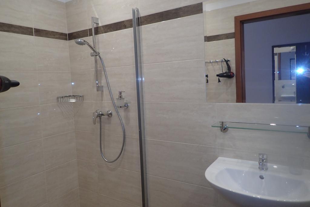 Gosciniec Pan Tadeusz II Hotel Гижицко Екстериор снимка